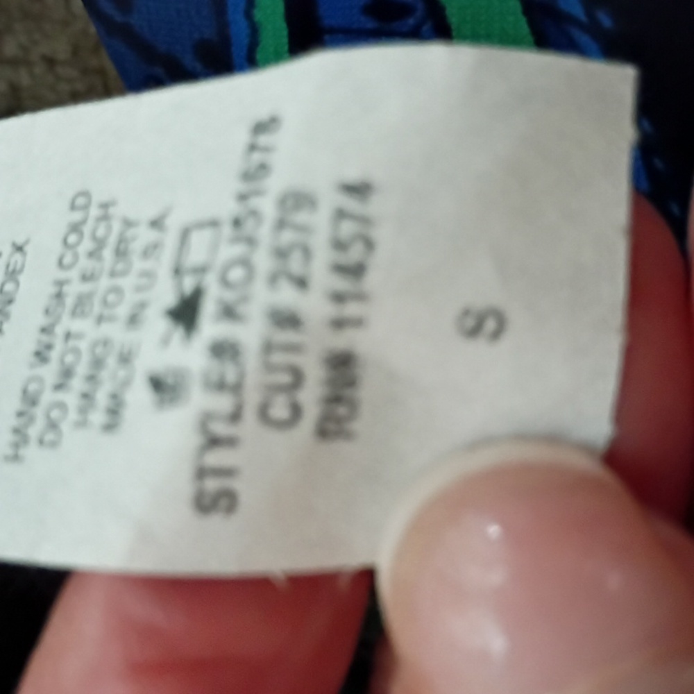 Anthropologie and Cream Lace Sweater.Like New Condition - Picture 5 of 5